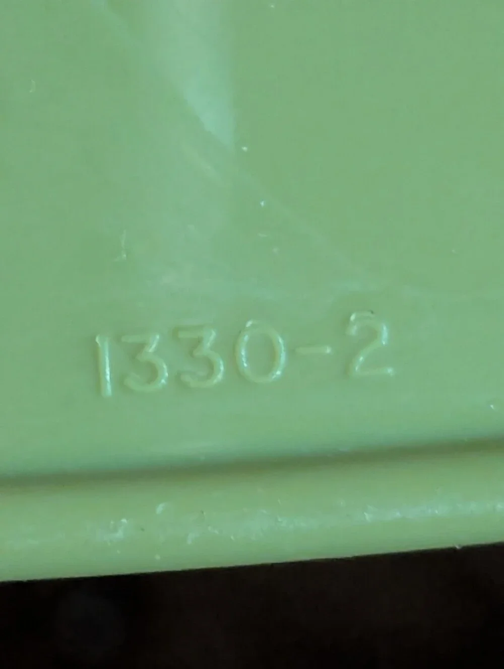 Vintage Tupperware Green Pickle Keeper With Strainer & Lid Model 1330-3 Made USA